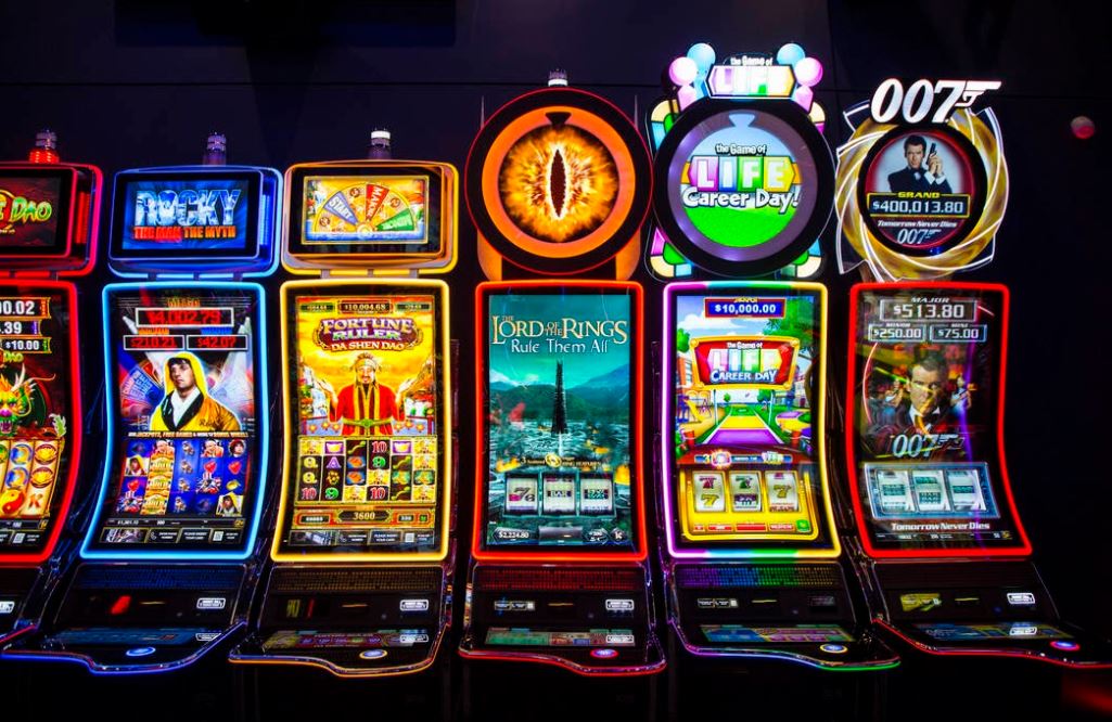 slot machine สล็อตเครื่องทำเงิน